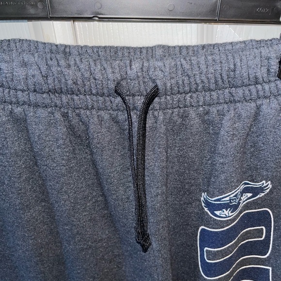 Florida Atlantic University Sweatpants - Picture 3 of 6